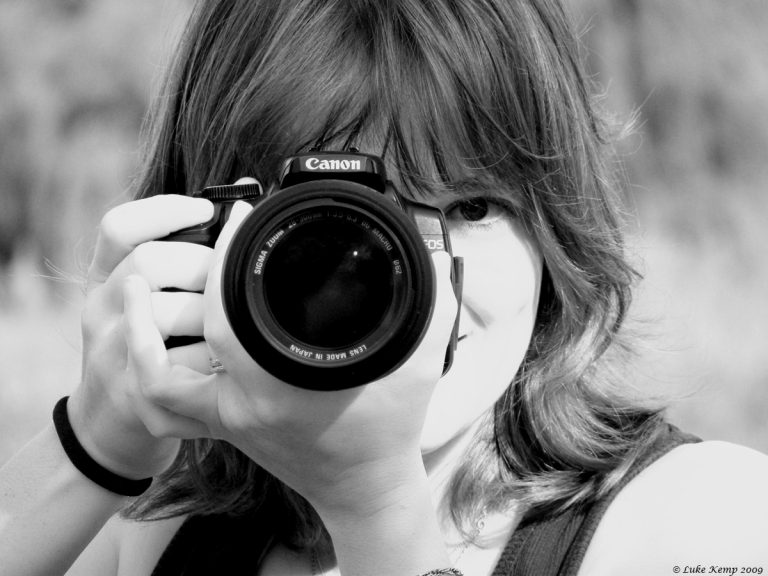 Ashley Kemp with Canon Camera