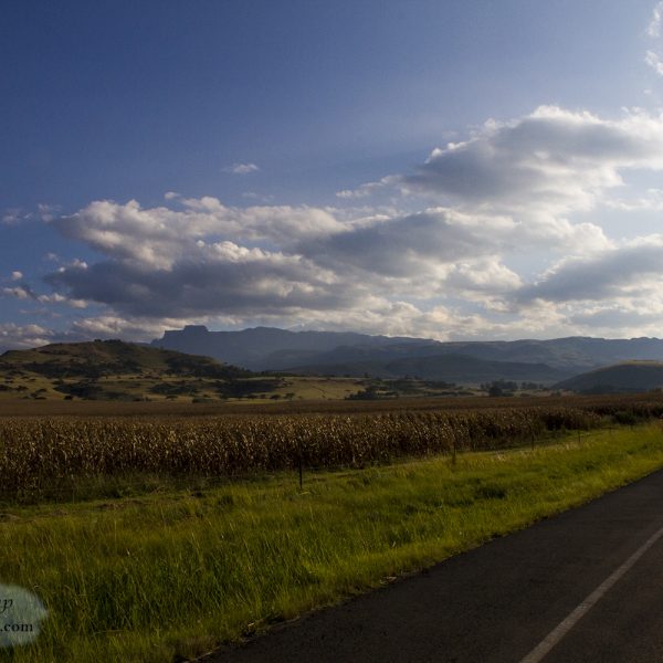 Road to Champagne Valley, Drakensberg