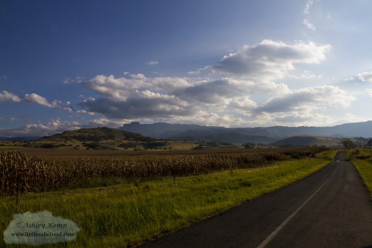 Road to Champagne Valley, Drakensberg